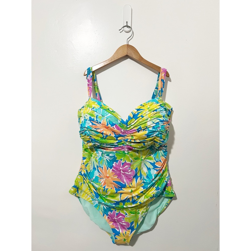 Bleu by Rod Beattie Plus Size Floral Shirred Bandeau Swimsuit Size 22W - Picture 3 of 9